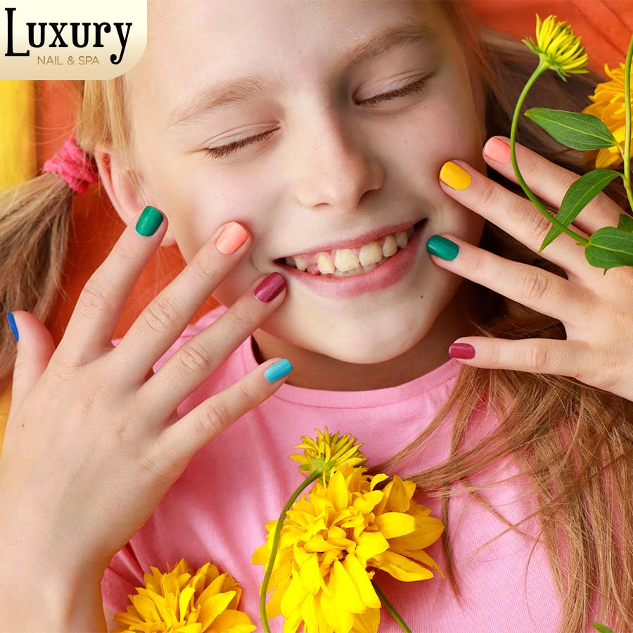 Luxury Nail & Spa